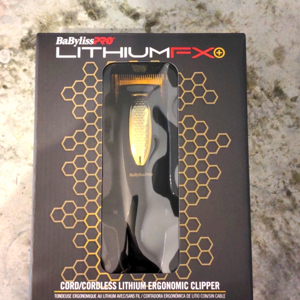 BaByliss Pro Lithium FX cordless hair clipper